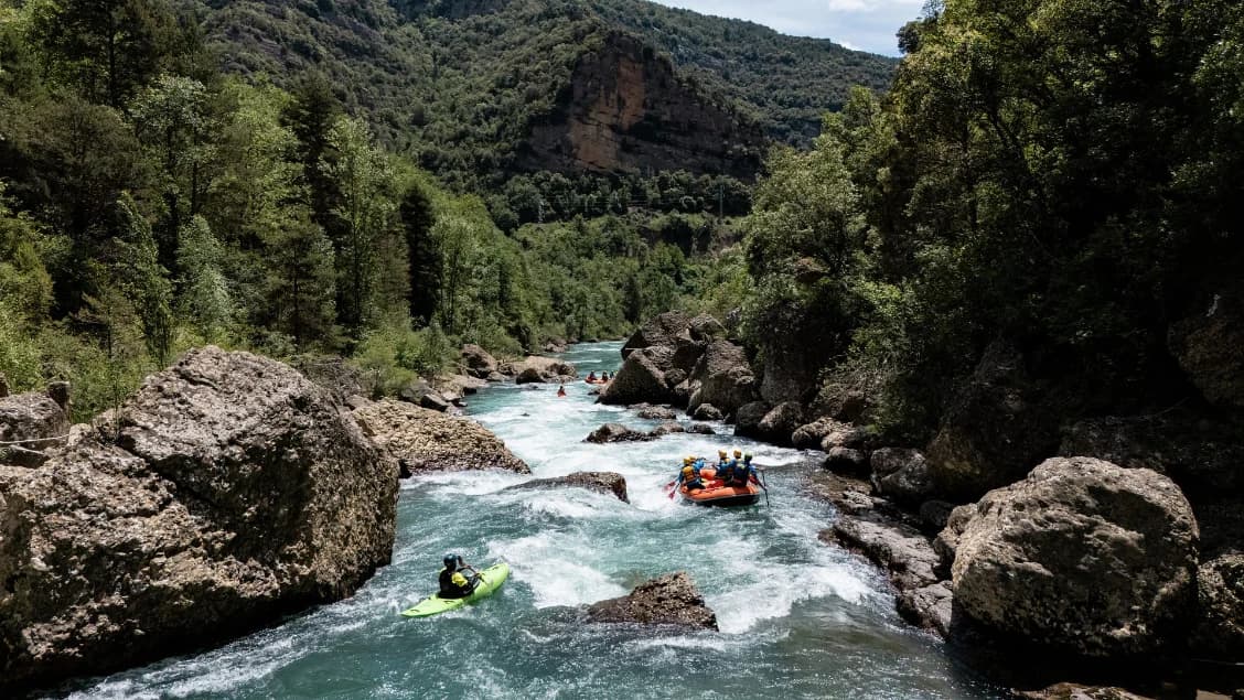 Aguas bravas y aire